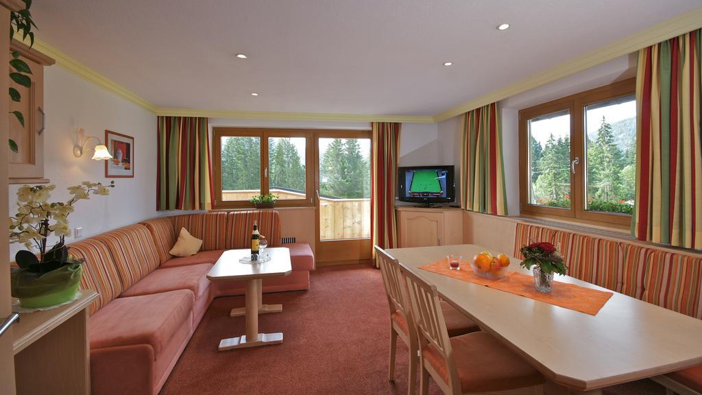Komfort-Apartments Zufriedenheit Лойташ Екстер'єр фото